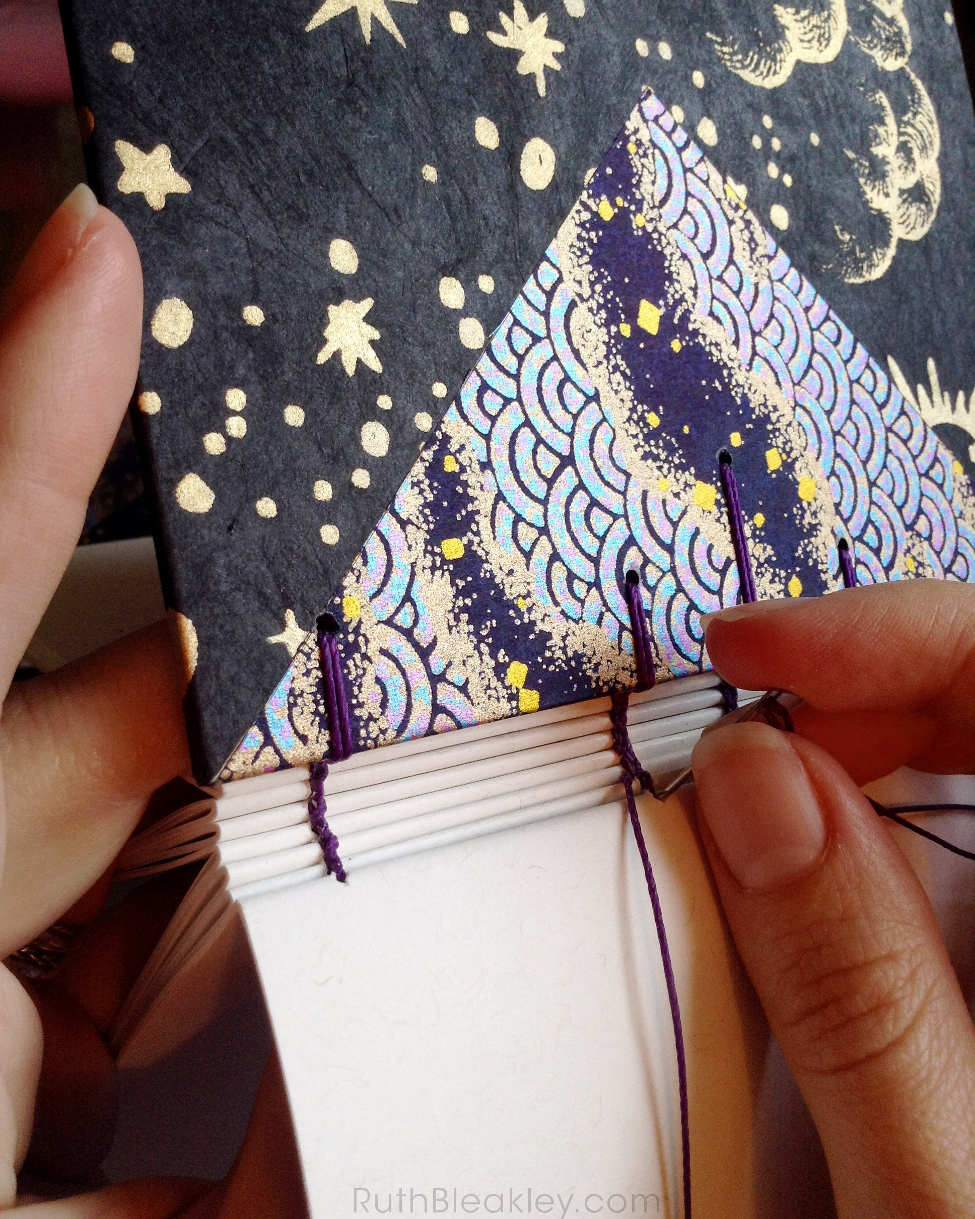 bookbinding coptic stitch journal by hand